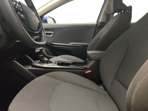 Used 2025 Kia K4 FWD image 17