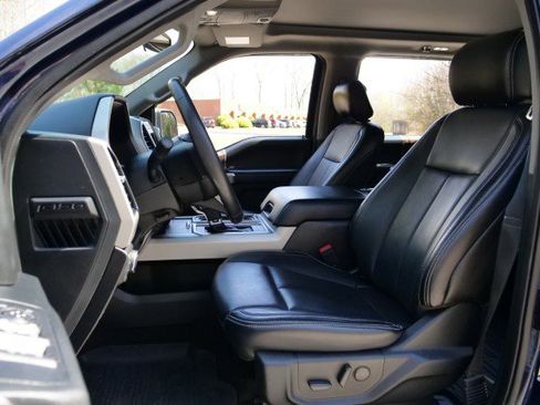 Used 2020 Ford F150 Lariat image 3