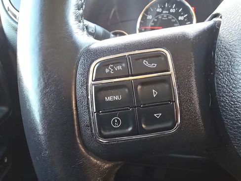 Used 2017 Jeep Wrangler Unlimited Rubicon w/ Connectivity Group image 19