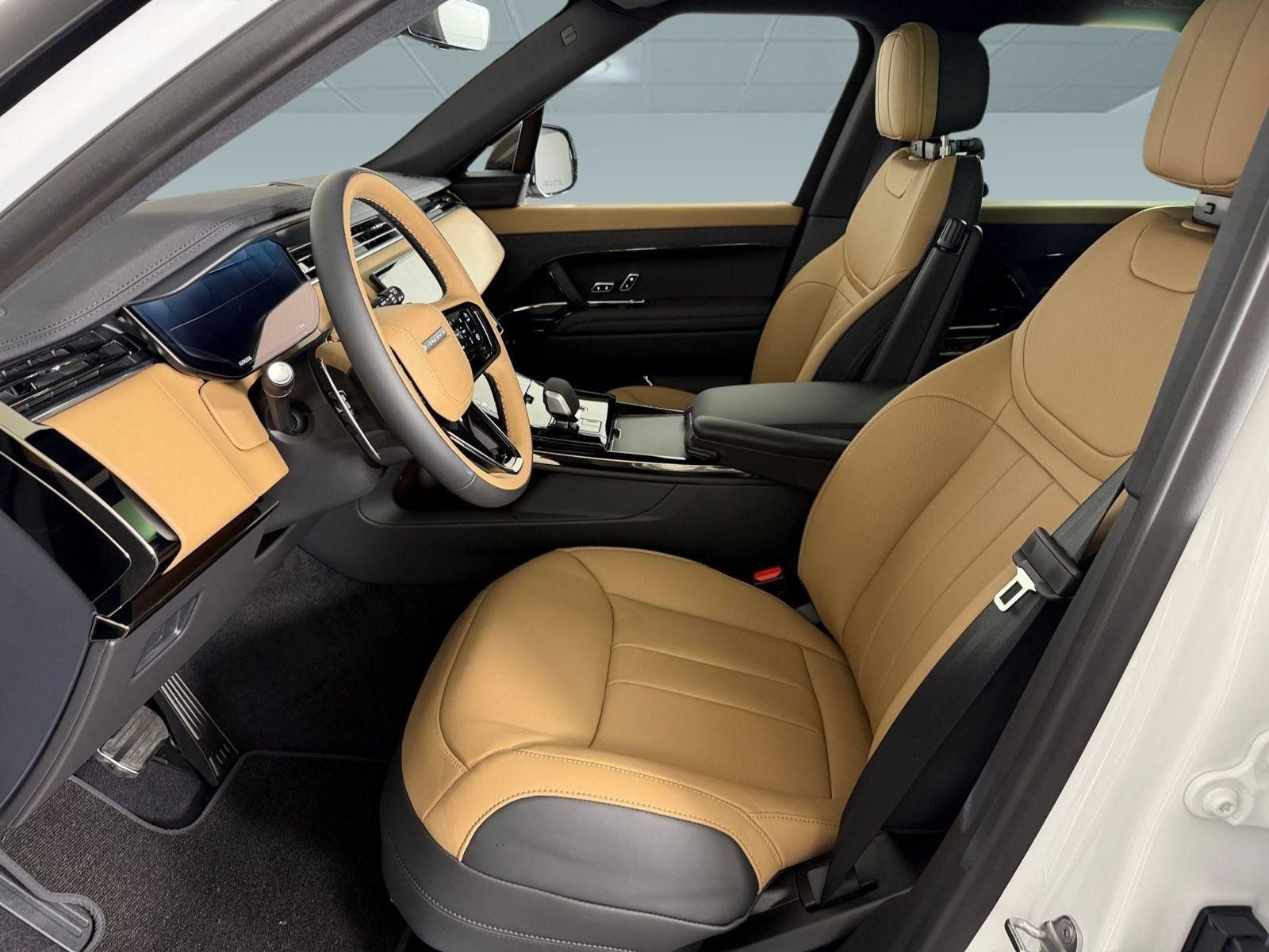 New 2026 Land Rover Range Rover Sport Dynamic SE AWD/4WD image 5