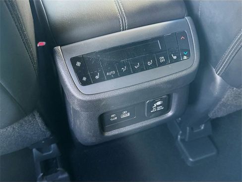 Used 2024 Nissan Pathfinder Platinum w/ Cargo Package image 21