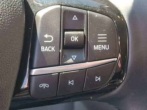 Used 2025 Ford Escape Platinum w/ Premium Technology Package AWD/4WD image 22