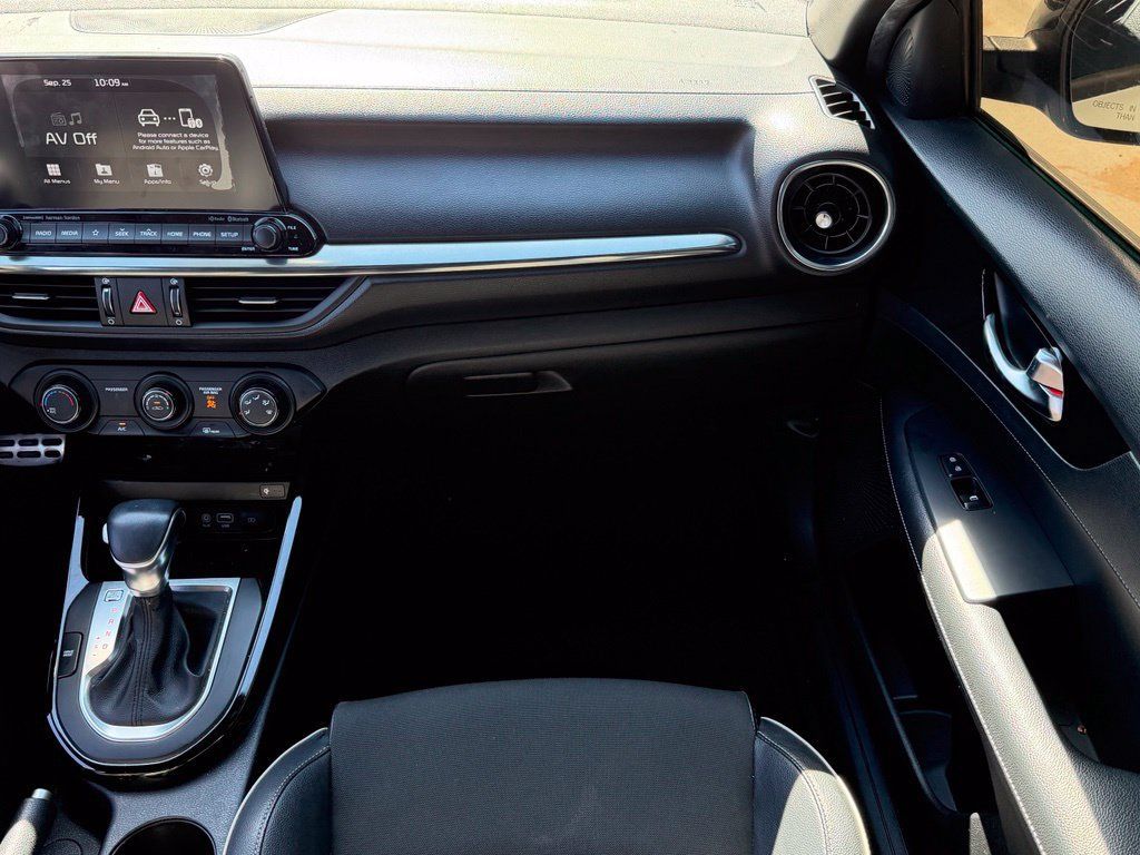 Used 2020 Kia Forte GT-Line w/ GT-Line Premium Package FWD image 18