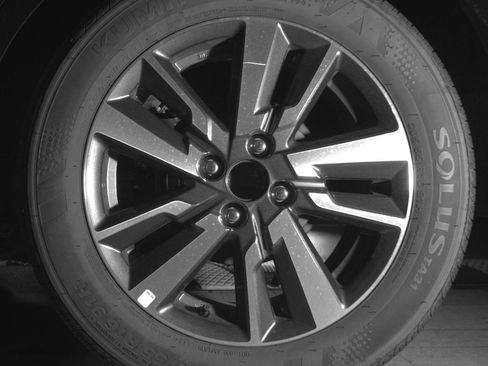Used 2025 Nissan Versa SV FWD image 11