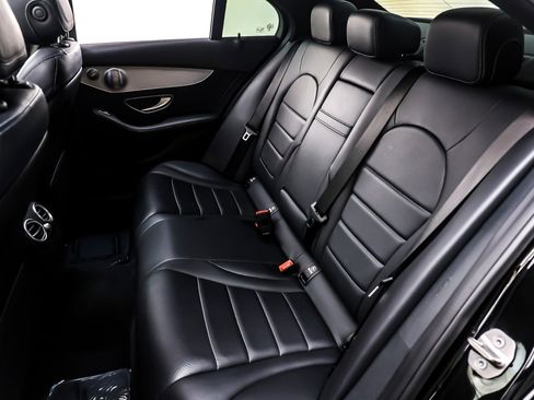 Used 2020 Mercedes-Benz C 300 Sedan image 8