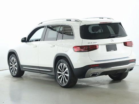 Used 2022 Mercedes-Benz GLB 250 4MATIC image 42