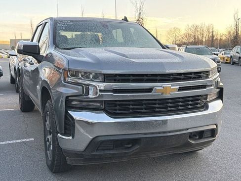 Used 2021 Chevrolet Silverado 1500 LT w/ Z71 Off-Road Package image 2