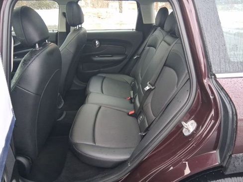 Used 2017 MINI Cooper Clubman image 23