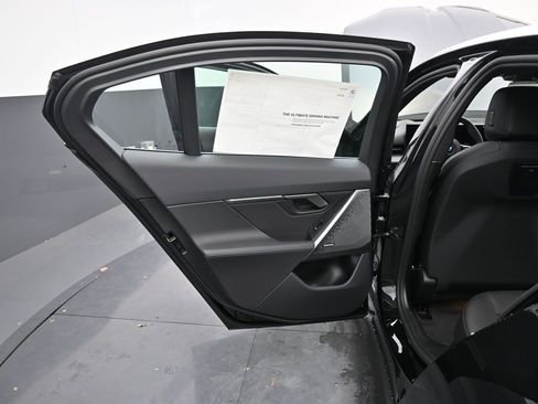 Certified 2025 BMW 530i 530i w/ Premium Package image 24