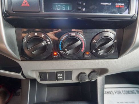 Used 2014 Toyota Tacoma 4x4 Double Cab w/ TRD Sport Package image 22