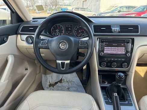 Used 2014 Volkswagen Passat 1.8T SE image 20