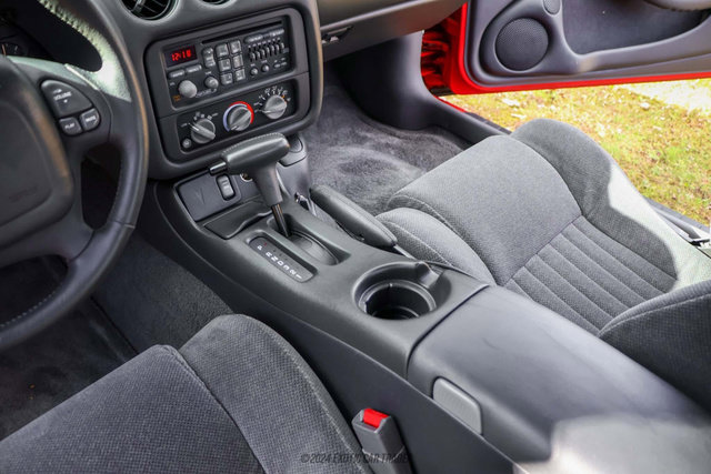 Used 1997 Pontiac Firebird Coupe w/ Opt Pkg RWD image 57