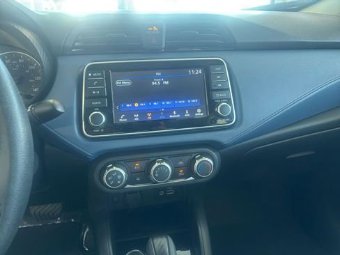 Used 2025 Nissan Versa SV image 20