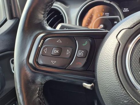 Used 2021 Jeep Gladiator Sport AWD/4WD image 13