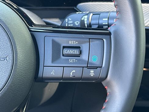 New 2026 Nissan Kicks SR FWD image 24