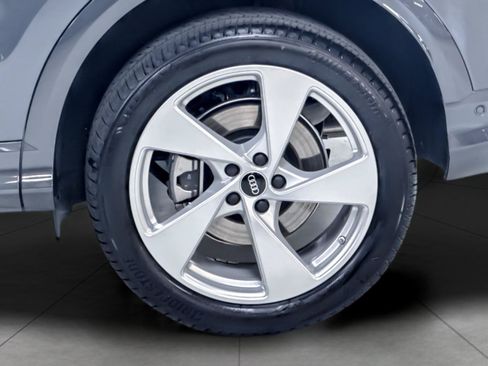 Certified 2025 Audi Q5 Premium Plus w/ Premium Plus AWD/4WD image 26
