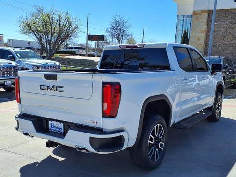 Used 2024 GMC Sierra 1500 AT4 w/ Technology Package image 3