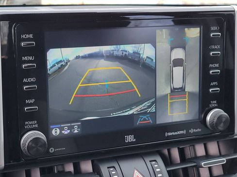 Used 2019 Toyota RAV4 Limited image 21