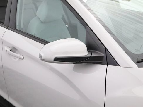 Used 2023 Hyundai Kona SEL w/ Cargo Package AWD/4WD image 9