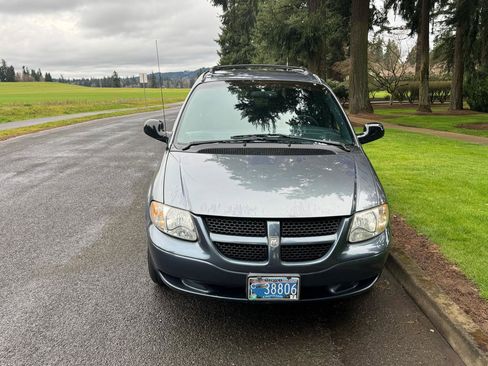 Used 2001 Dodge Grand Caravan Sport image 10