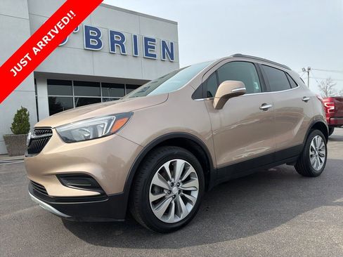 Used 2019 Buick Encore Preferred image 1