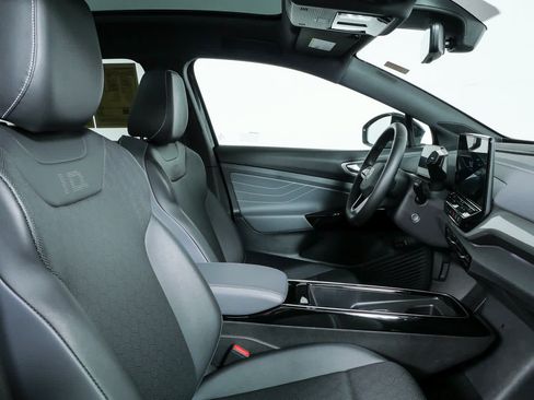 Certified 2023 Volkswagen ID.4 Pro S RWD image 27