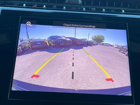 New 2025 Jeep Grand Cherokee Laredo image 9