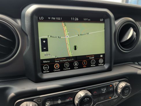 Used 2023 Jeep Wrangler Unlimited Sport AWD/4WD image 34