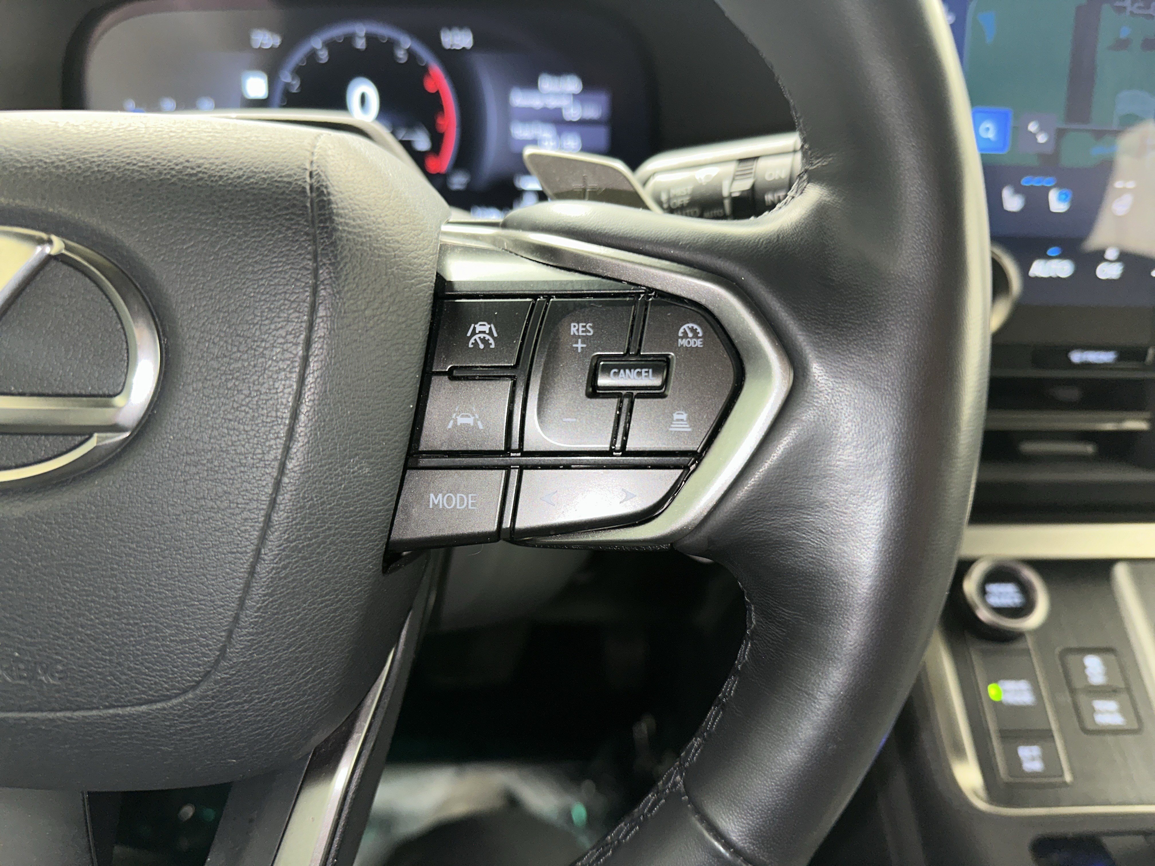 Certified 2024 Lexus GX 550 w/ Accessory Package (Z1) AWD/4WD image 20