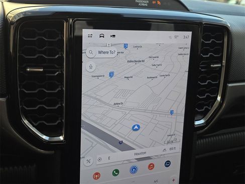 Used 2024 Ford Ranger XLT w/ Technology Package image 19