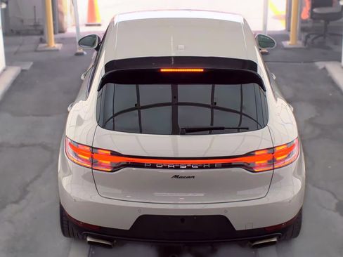Used 2020 Porsche Macan AWD/4WD image 4