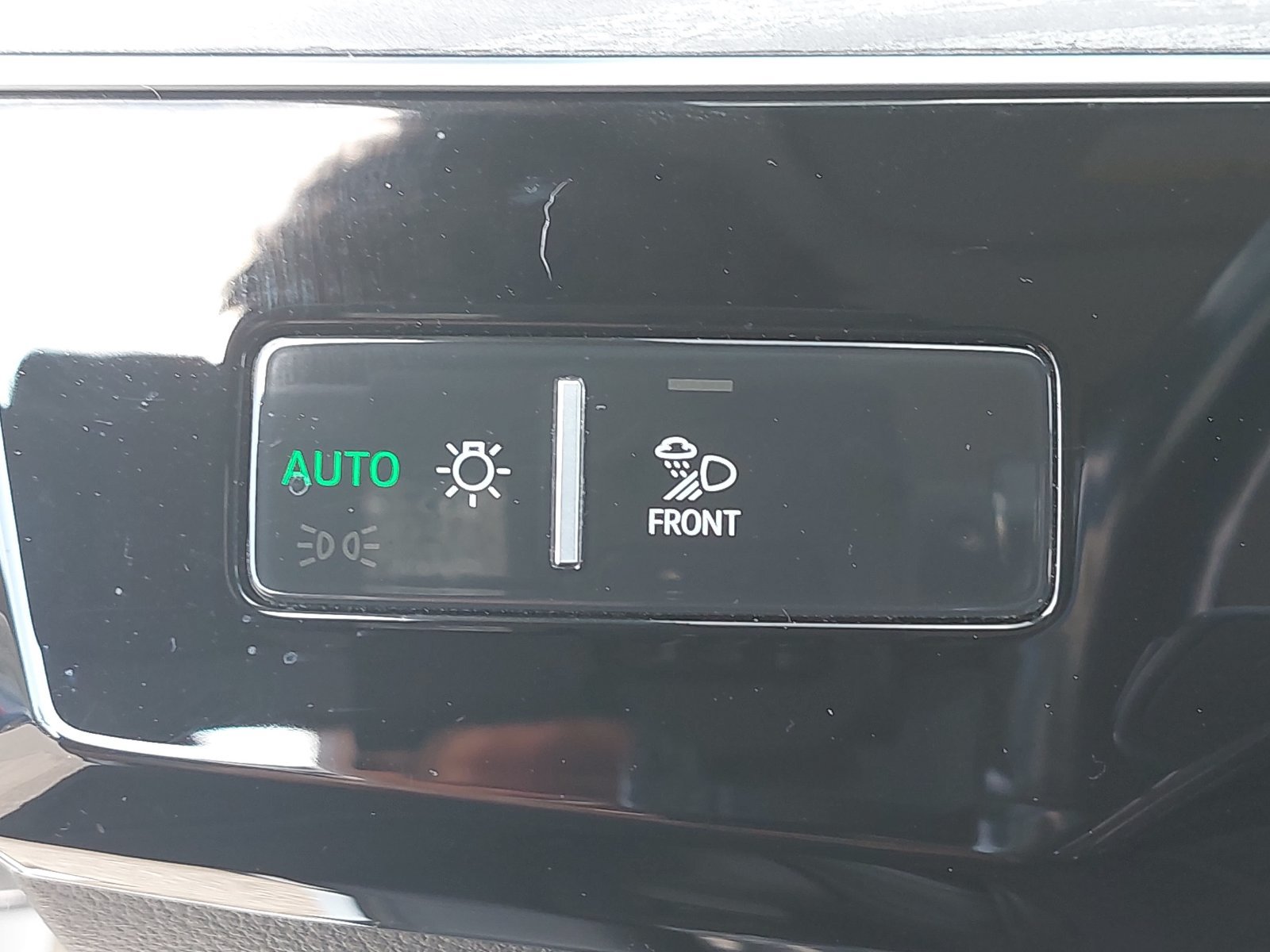 Used 2024 Audi Q8 e-tron Premium Plus AWD/4WD image 29