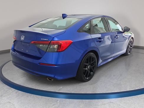 Used 2022 Honda Civic Sport image 5