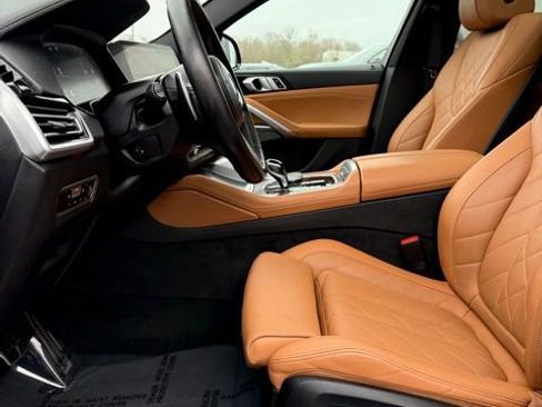 Used 2023 BMW X6 xDrive40i w/ M Sport Package image 16