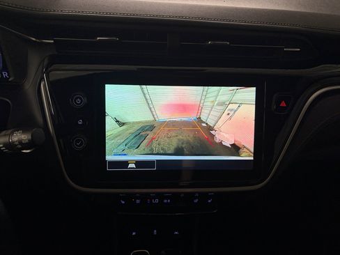 Used 2023 Chevrolet Bolt EUV LT w/ Comfort Package FWD image 40