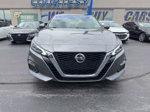 Used 2021 Nissan Altima 2.5 SV FWD image 3