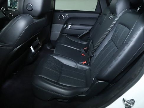 Used 2019 Land Rover Range Rover Sport HSE image 29