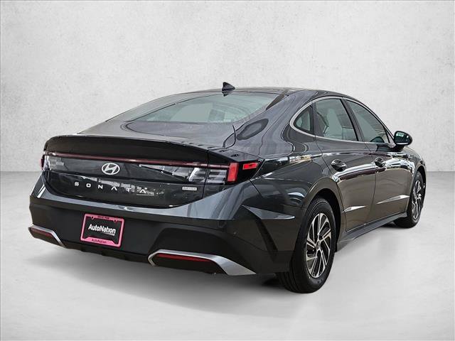New 2026 Hyundai Sonata Blue FWD image 2