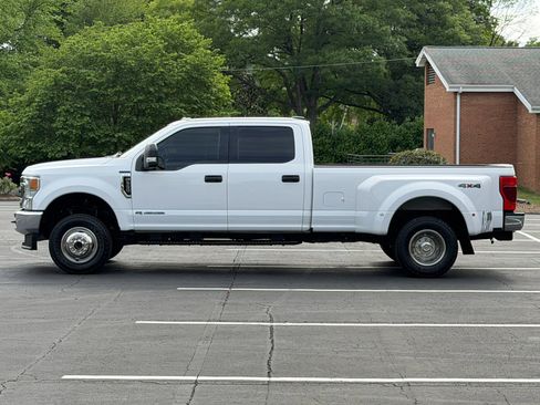 Used 2021 Ford F350 XLT AWD/4WD image 2
