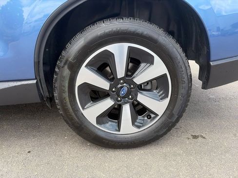 Used 2018 Subaru Forester 2.5i Premium w/ All-Weather Package AWD/4WD image 22
