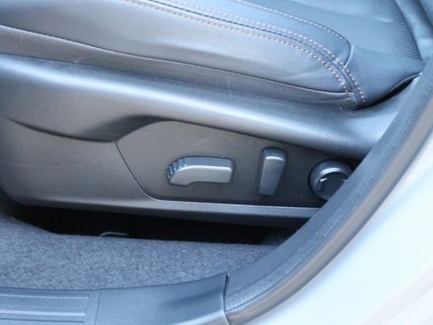 Used 2025 Subaru Forester Touring image 25