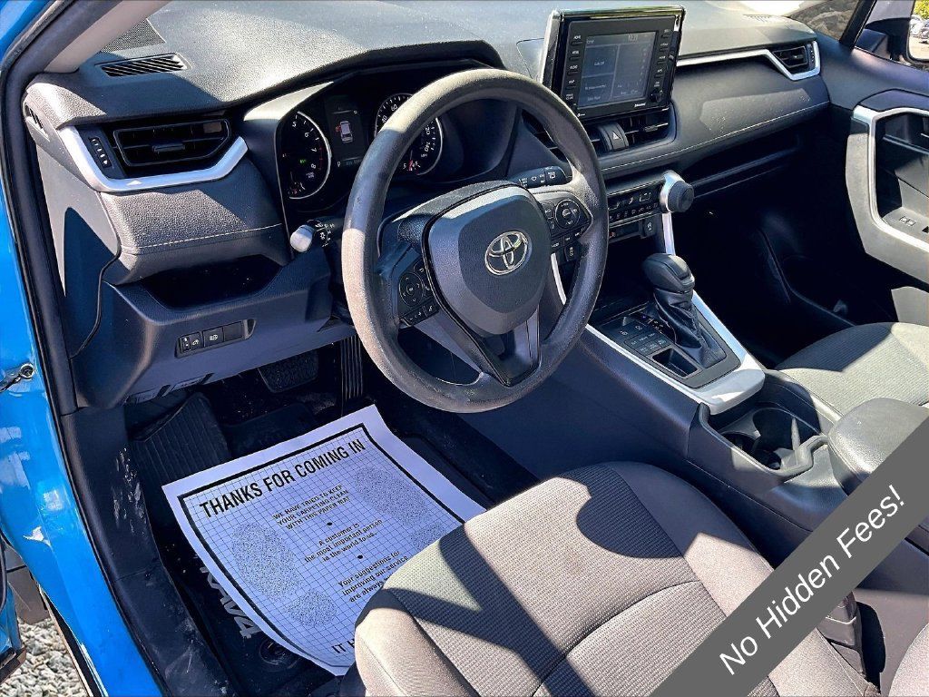 Used 2020 Toyota RAV4 LE w/ All Weather Liner Package AWD/4WD image 12