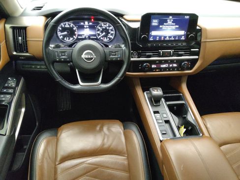 Used 2022 Nissan Pathfinder Platinum w/ Cargo Package FWD image 22