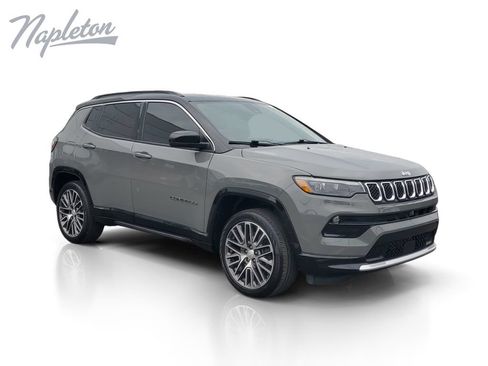 Used 2024 Jeep Compass Limited w/ Elite Group AWD/4WD image 8