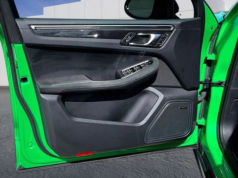 Certified 2024 Porsche Macan GTS AWD/4WD image 19