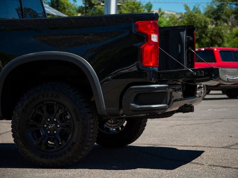 New 2026 Chevrolet Silverado 1500 ZR2 w/ Dark Appearance Package AWD/4WD image 9