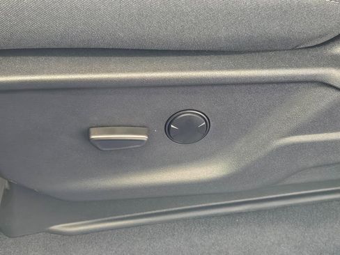 New 2025 Ford F150 XLT w/ Equipment Group 301A Standard image 12