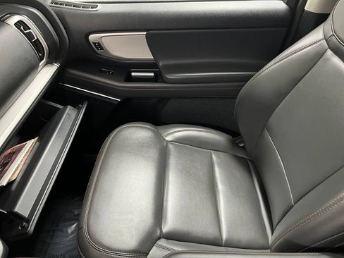 Used 2025 Ford Expedition Max Active AWD/4WD image 41