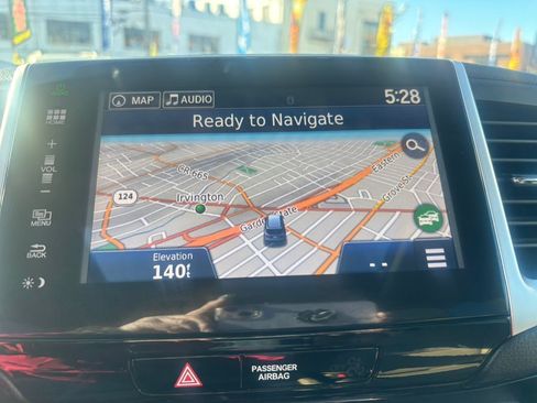 Used 2016 Honda Pilot Touring image 27
