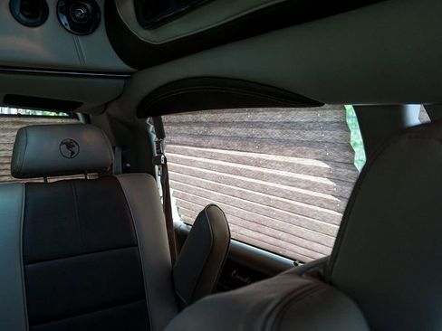 Used 2017 Chevrolet Express 2500 RWD image 36